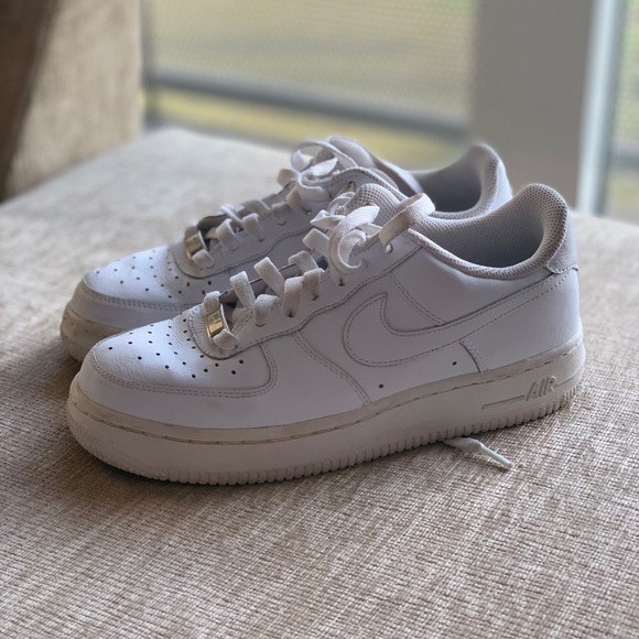air force size 7 womens